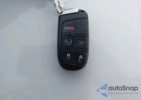 2019 Jeep Grand Cherokee Altitude 4X4 from USA, damaged, VIN 1C4RJFAG8KC709991